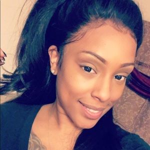 Meet your Posher, Nicole